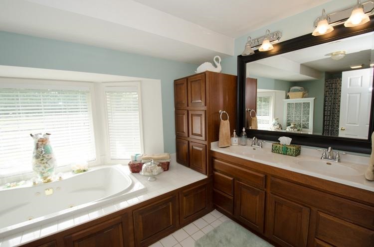 13490 Adams Road Granger, IN 46530 - Photo 12 of 30 Gallery Image 12