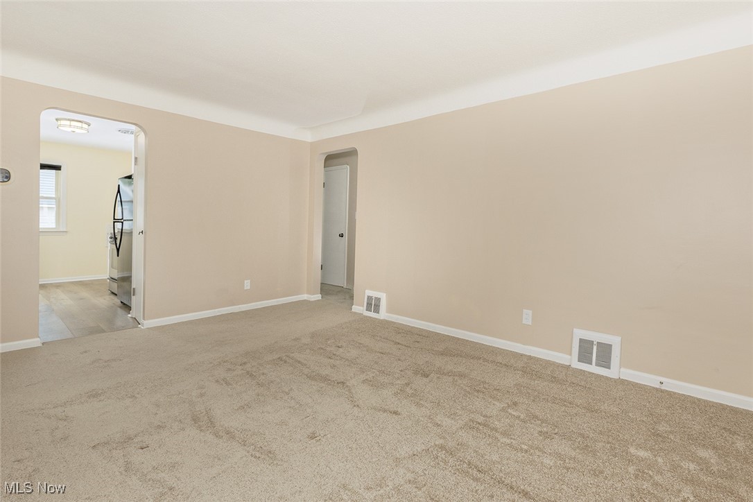 4623 Fulton Road Cleveland, OH 44144 - Photo 5 of 34 Living room