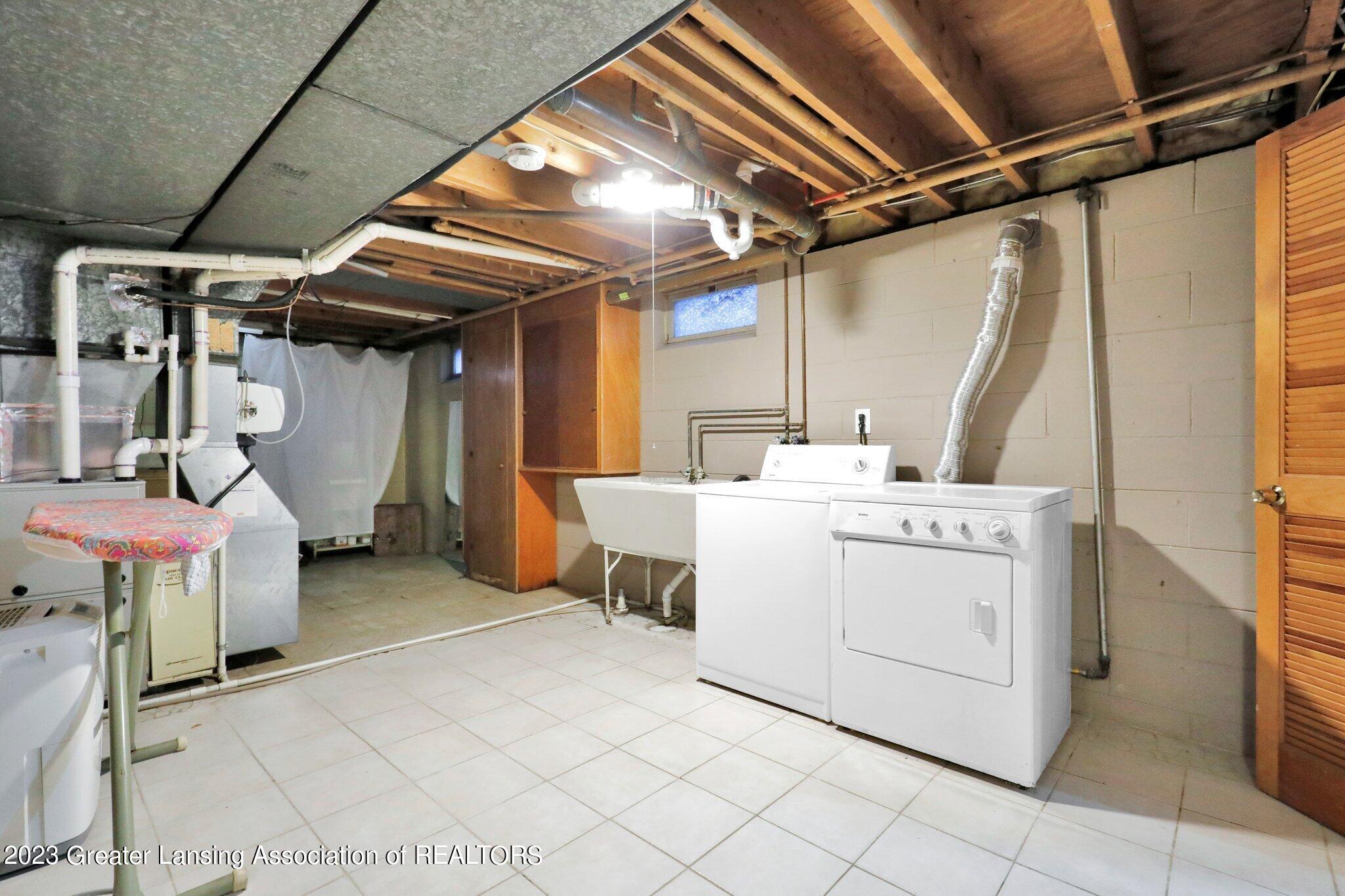 1214 Chester Road Lansing, MI 48912 - Photo 30 of 32 30-web-or-mls-Open Ended Media-30