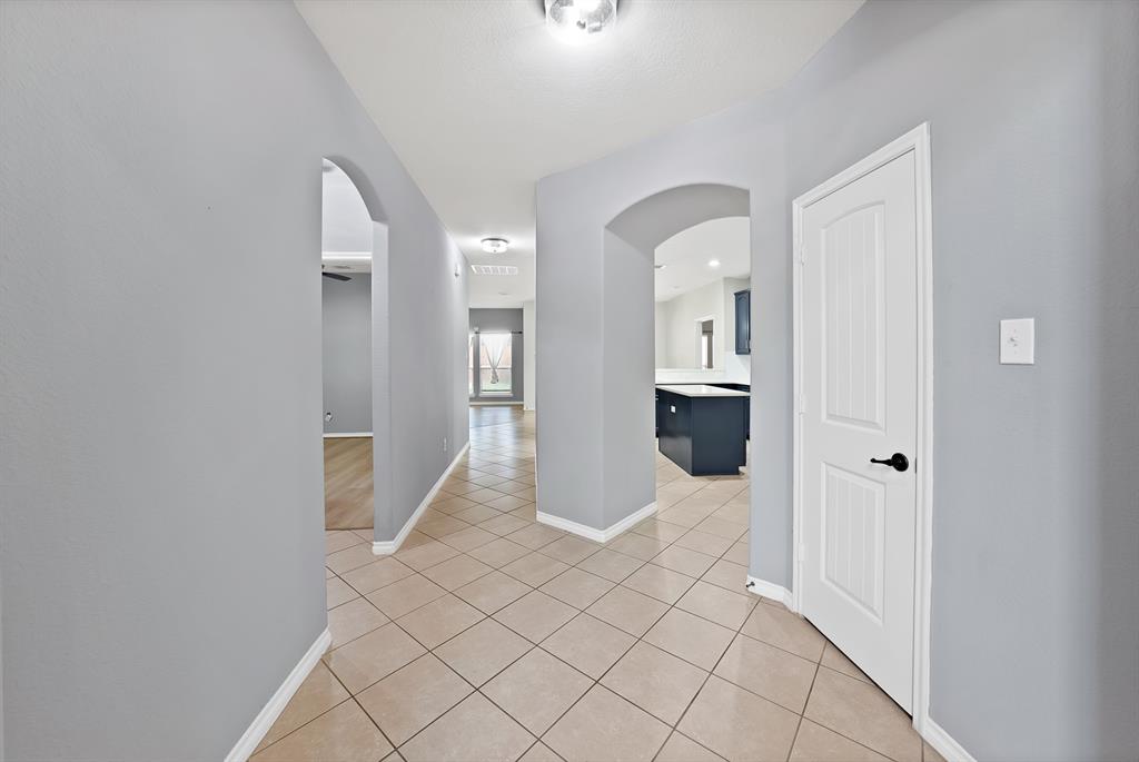 3822 Spring Run Lane Melissa, TX 75454 - Photo 9 of 39 Gallery Image 9