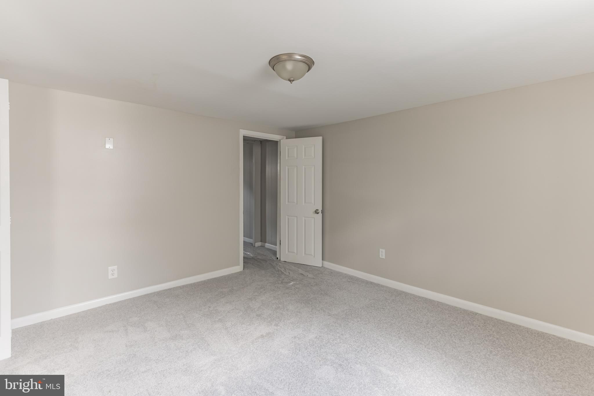 5445 Whitwood Road Baltimore, MD 21206 - Photo 14 of 30 Gallery Image 14