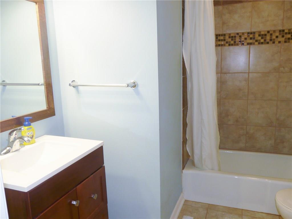932 Park Road Anderson, IN 46011 - Photo 12 of 22 Gallery Image 12