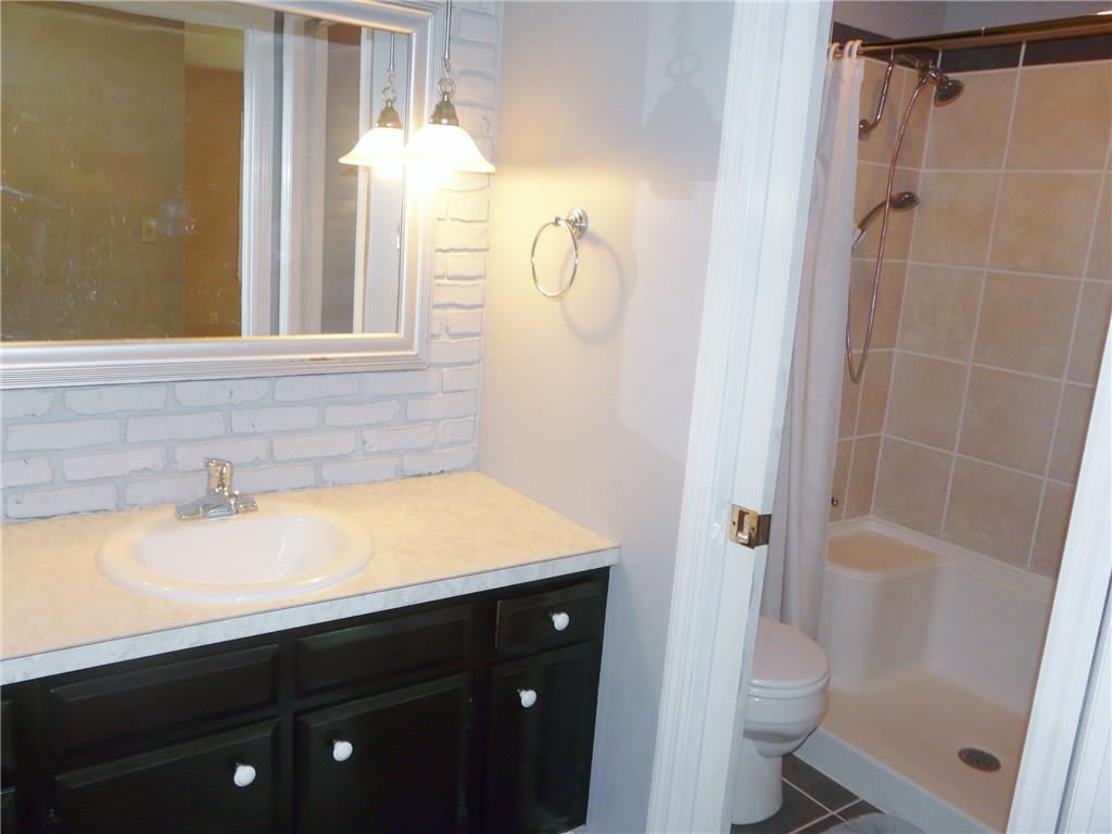932 Park Road Anderson, IN 46011 - Photo 13 of 22 Gallery Image 13