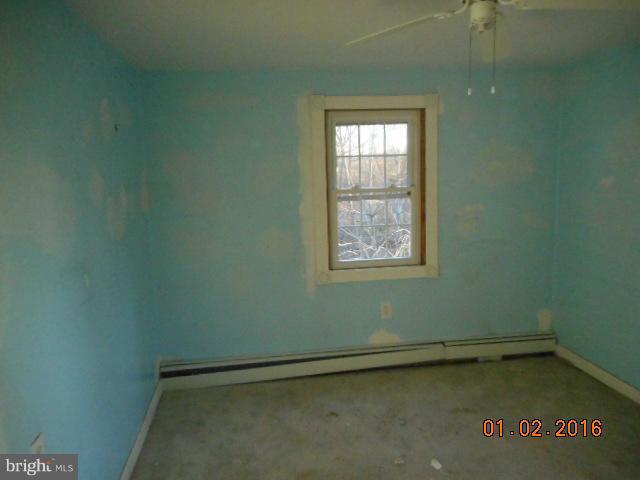 2806 Mountain Road Joppa, MD 21085 - Photo 7 of 11 Interior (General)