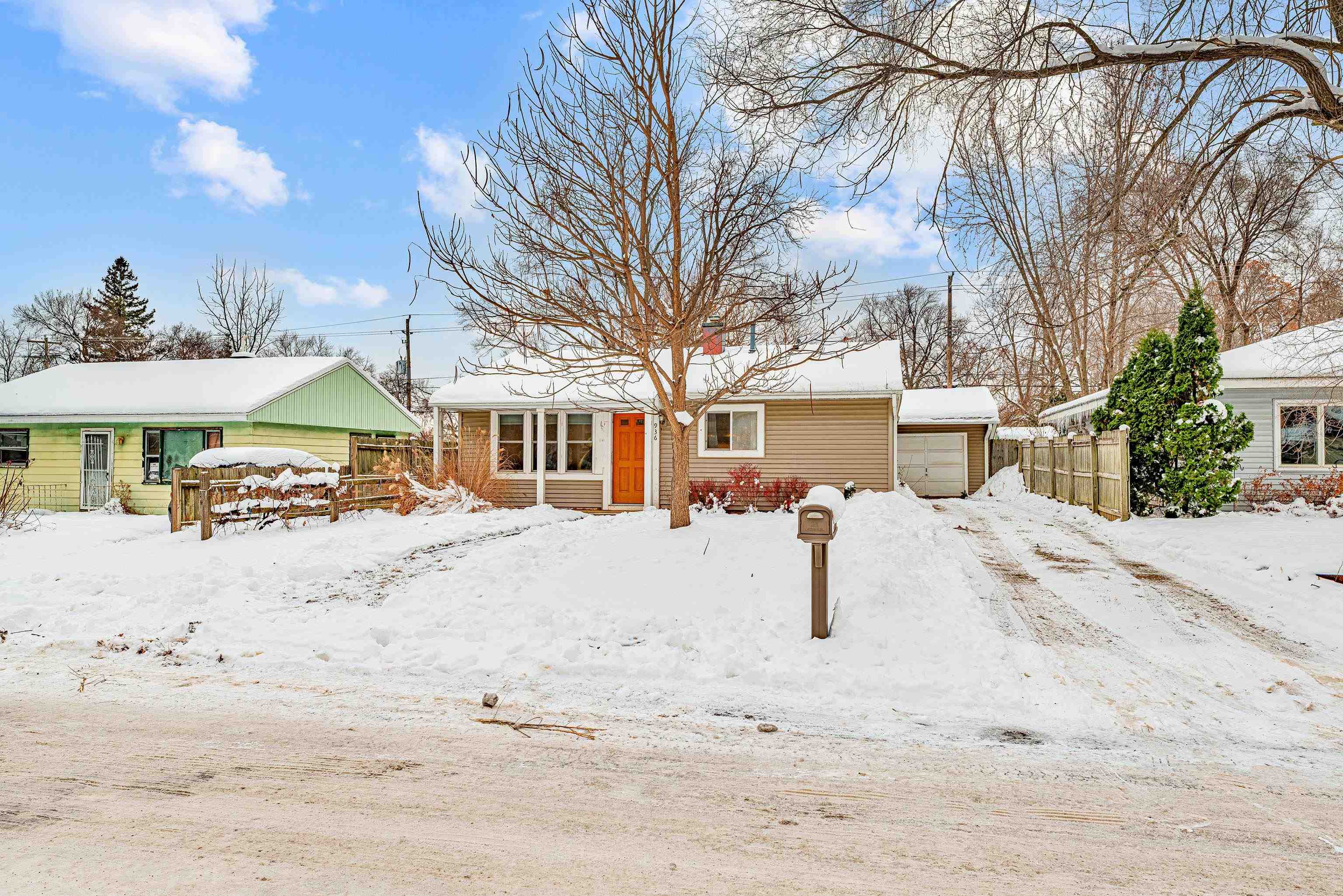 936 Ridgewood Way Madison, WI 53713 - Photo 23 of 27