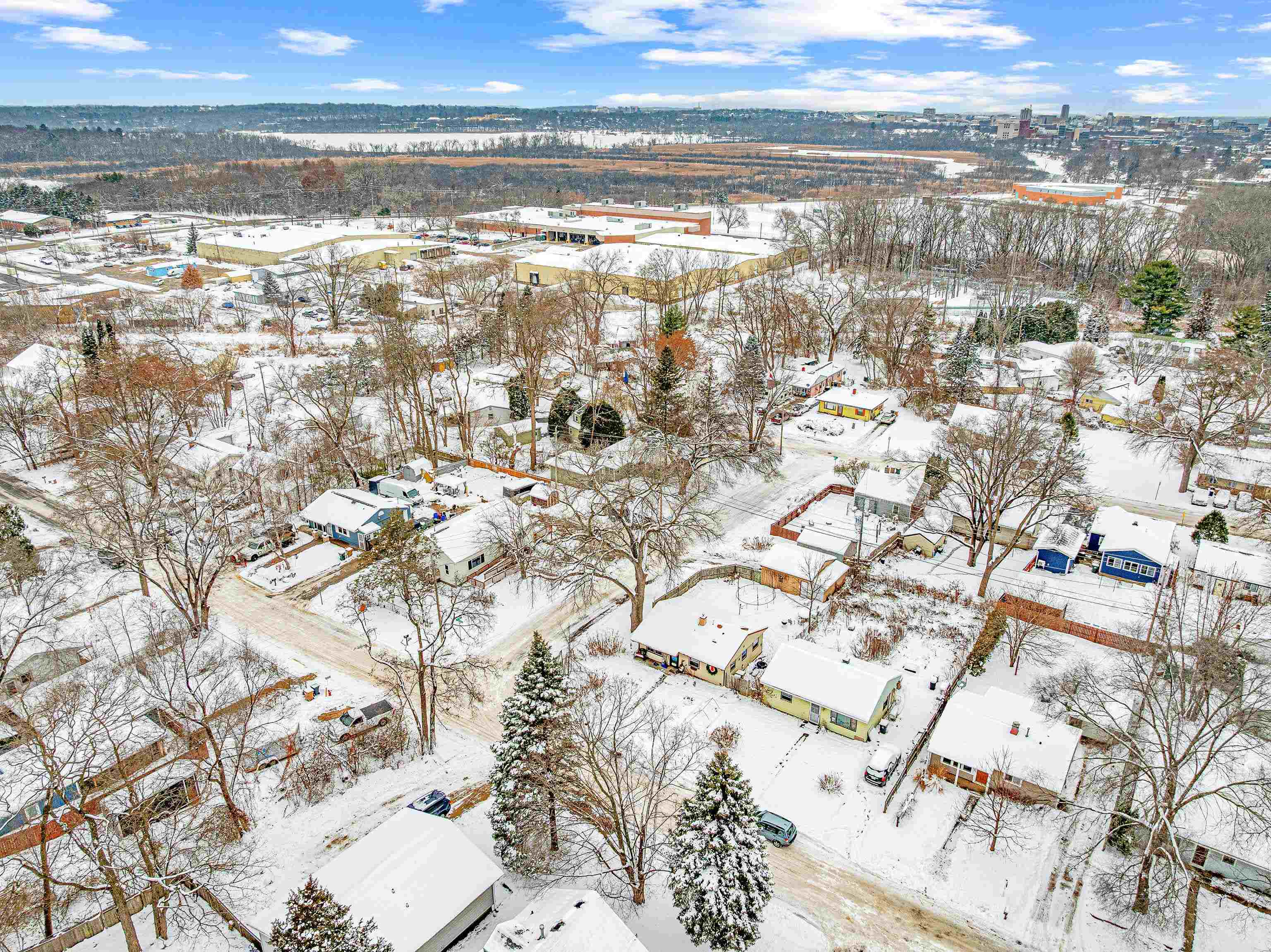 936 Ridgewood Way Madison, WI 53713 - Photo 26 of 27