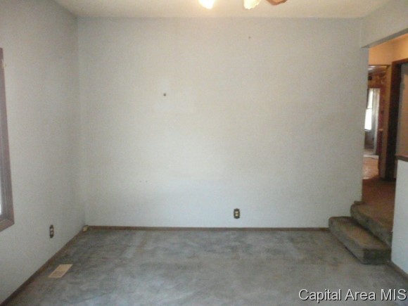 2407 North 15th Street Springfield, IL 62702 - Photo 3 of 10