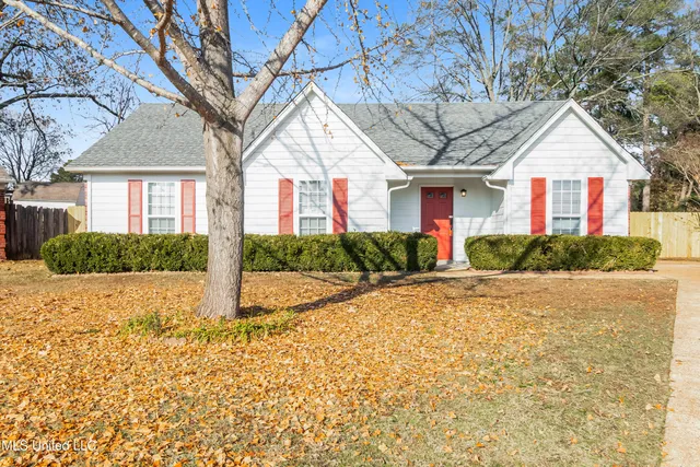 $1,735 | 7650 Coral Meadows Drive, Southaven, MS 38671