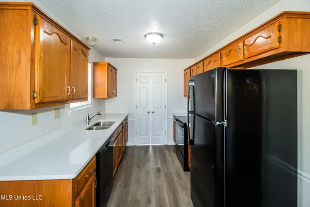 $1,735 | 7650 Coral Meadows Drive, Southaven, MS 38671