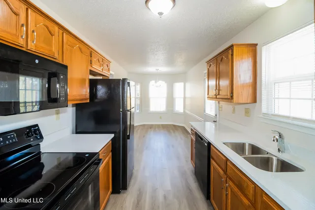 $1,735 | 7650 Coral Meadows Drive, Southaven, MS 38671