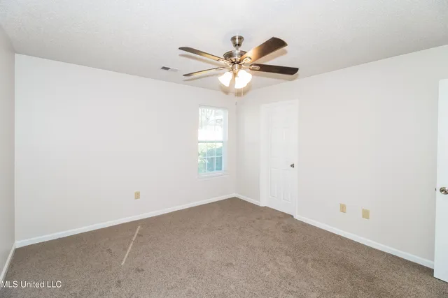 $1,735 | 7650 Coral Meadows Drive, Southaven, MS 38671