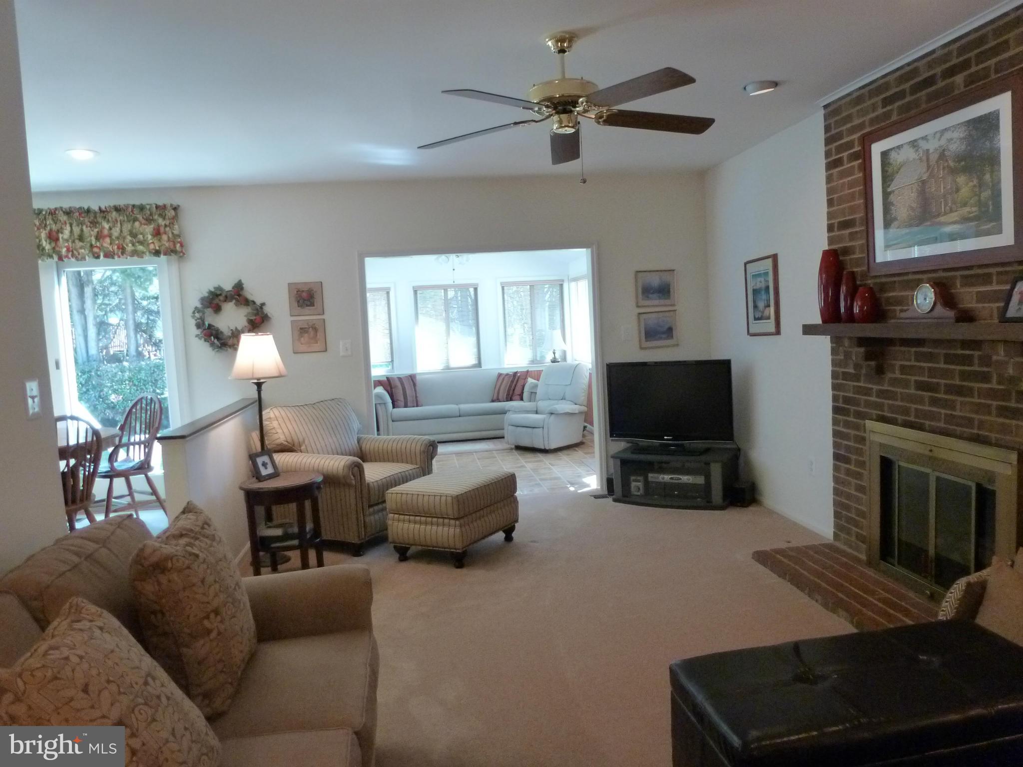 103 Environs Road Sterling, VA 20165 - Photo 15 of 26 Family Room
