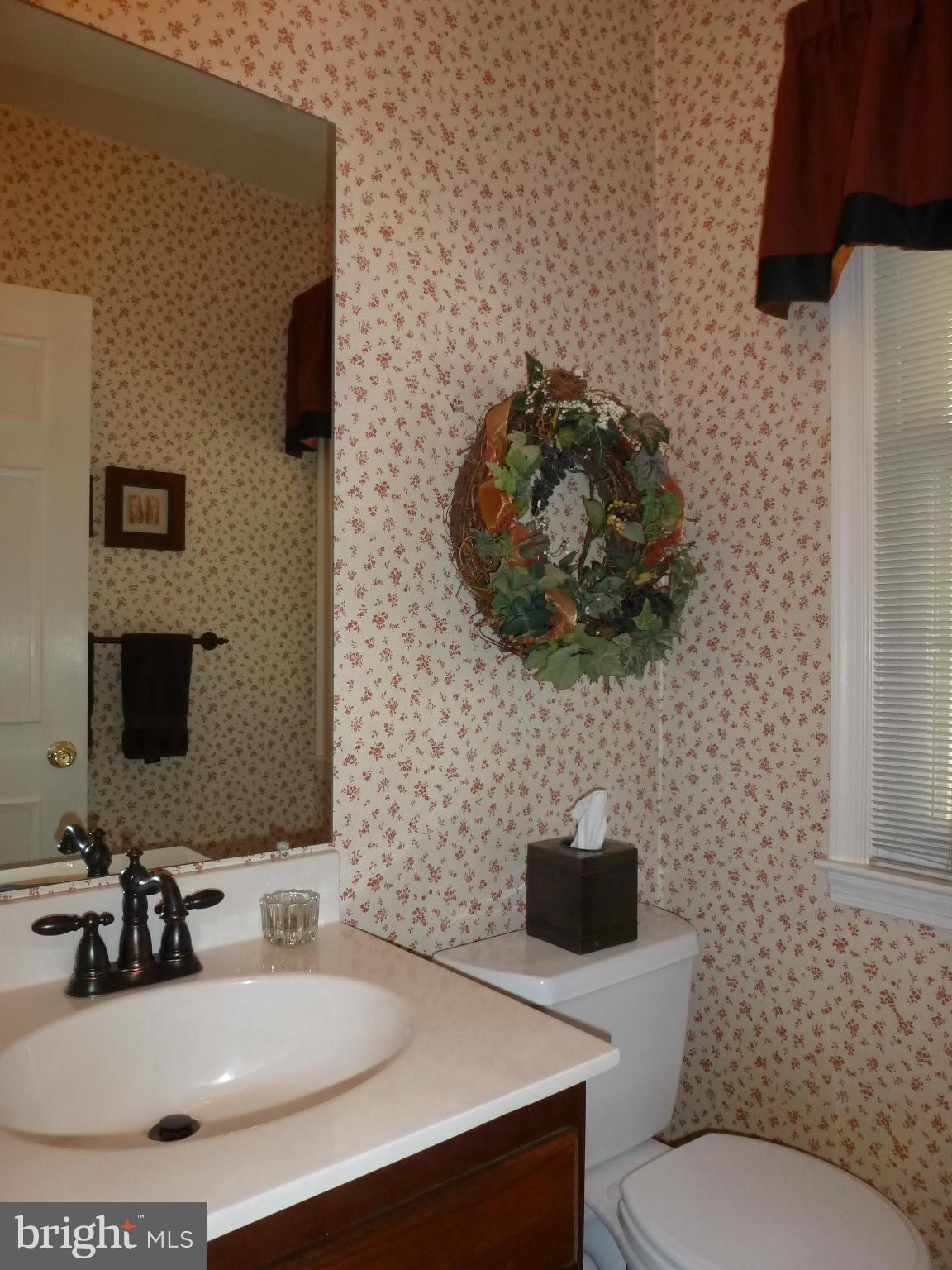 103 Environs Road Sterling, VA 20165 - Photo 21 of 26 Bath