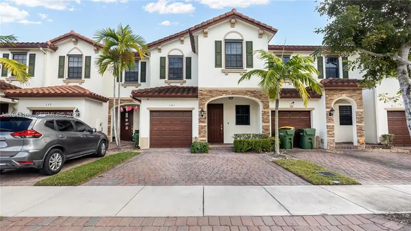 $2,600 | 141 Southeast 34th Terrace, Unit 141, Homestead, FL 33033