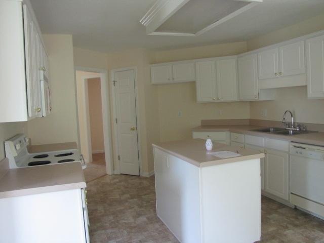 7609 Saddlegate Road Knoxville, TN 37920 - Photo 1 of 7 IMG_5669