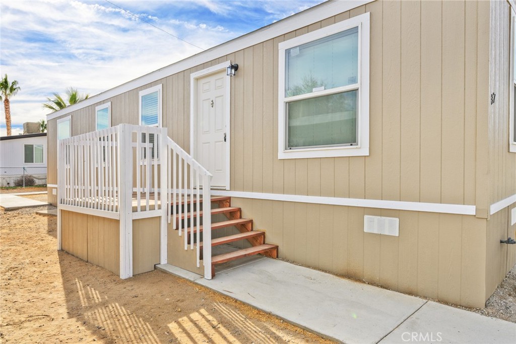 15252 Seneca Road, Unit 148 Victorville, CA 92394 - Photo 1 of 1 Gallery Image 1