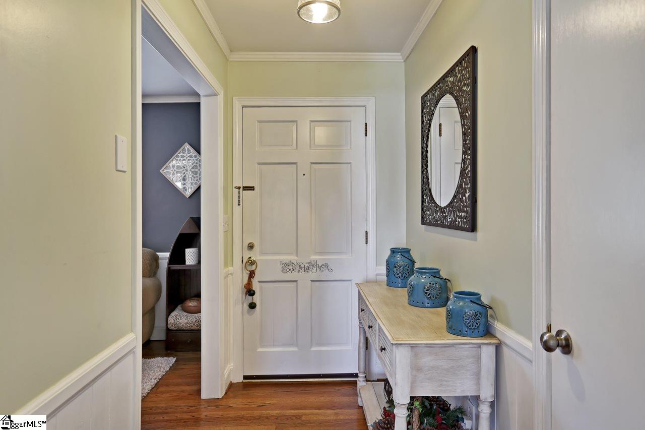 252 Old Farrs Bridge Road Greenville, SC 29611 - Photo 4 of 28 Gallery Image 4