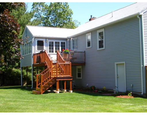 32 Longbow Road Danvers, MA 01923 - Photo 2 of 7 Gallery Image 2
