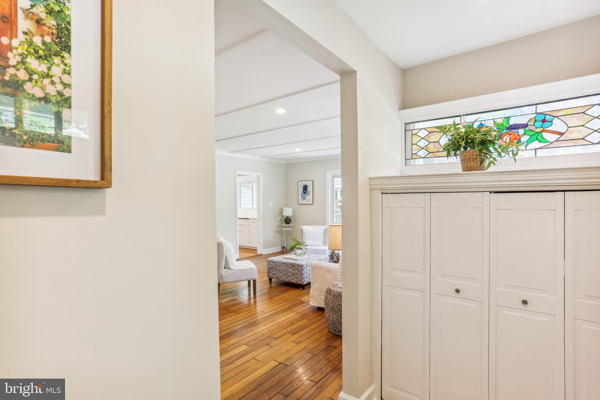 306 Dennis Avenue Silver Spring, MD 20901 - Photo 10 of 61 Inviting Foyer