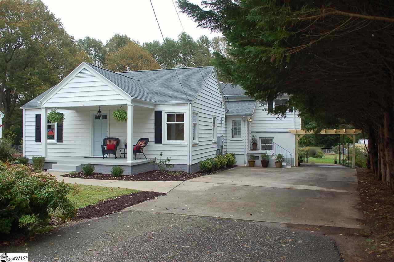 325 Parkins Mill Road Greenville, SC 29607 - Photo 1 of 35