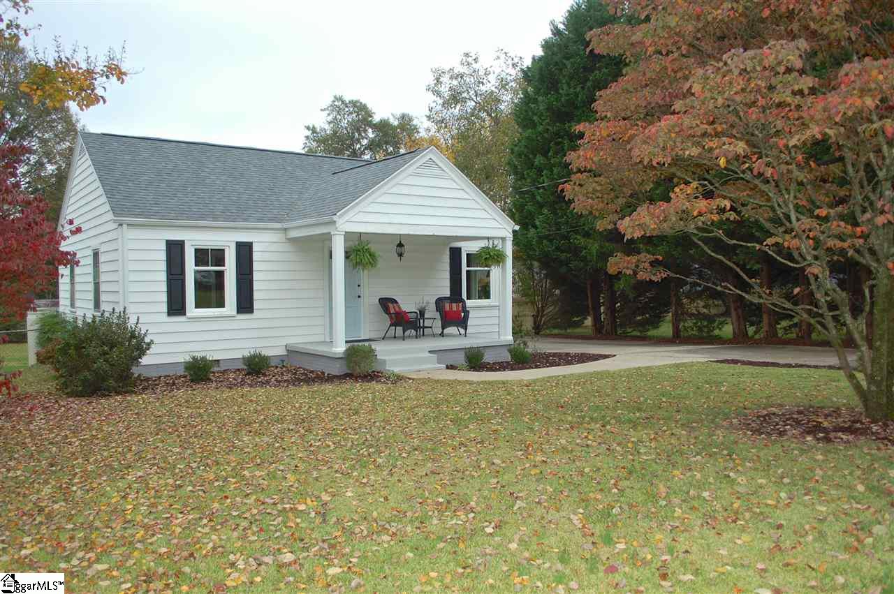 325 Parkins Mill Road Greenville, SC 29607 - Photo 3 of 35