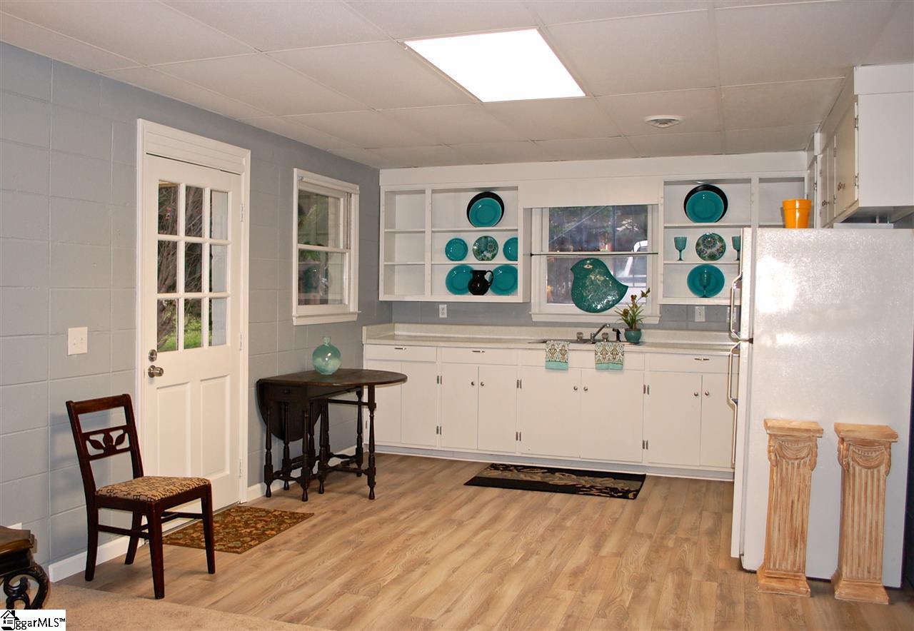 325 Parkins Mill Road Greenville, SC 29607 - Photo 29 of 35