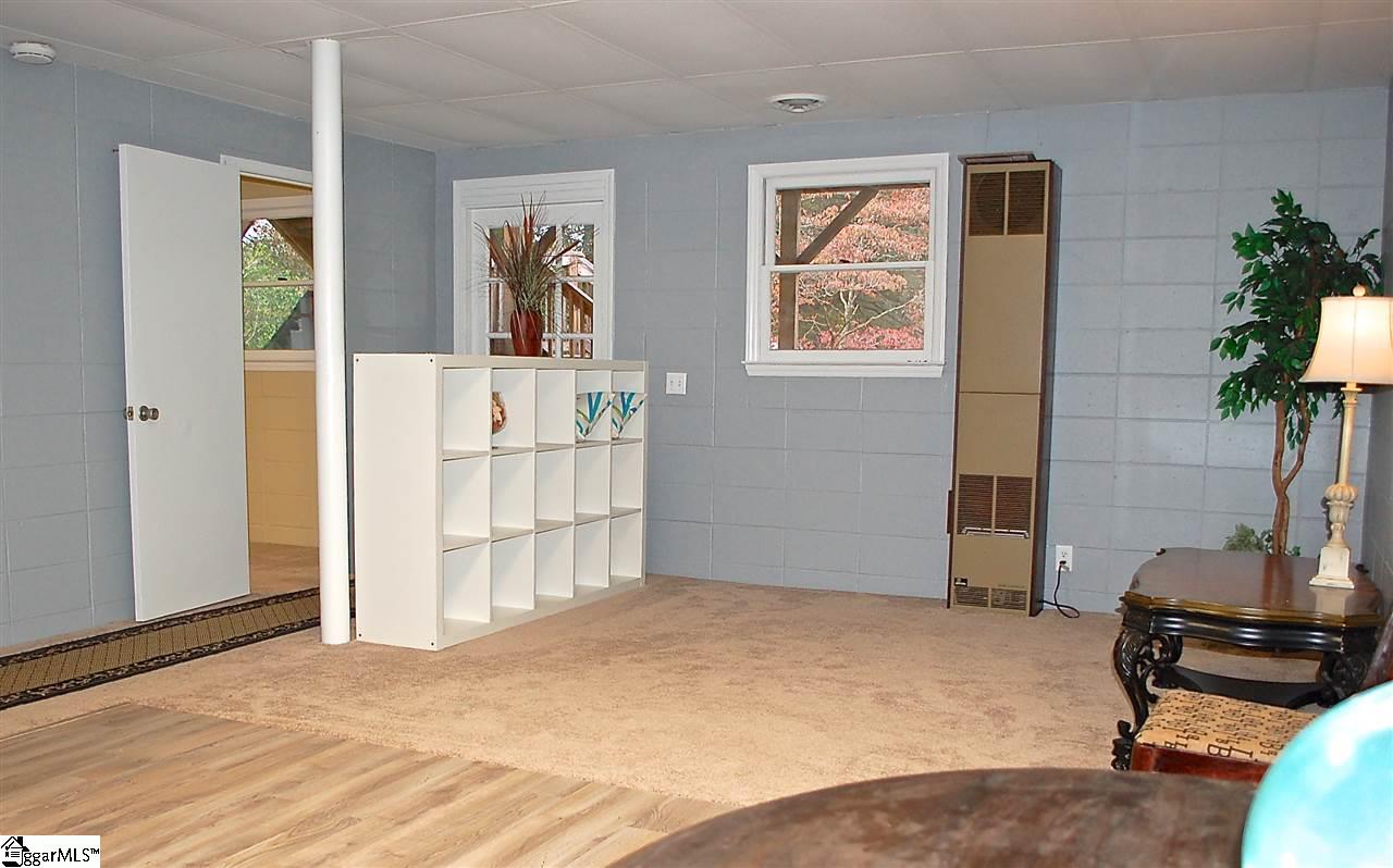 325 Parkins Mill Road Greenville, SC 29607 - Photo 31 of 35