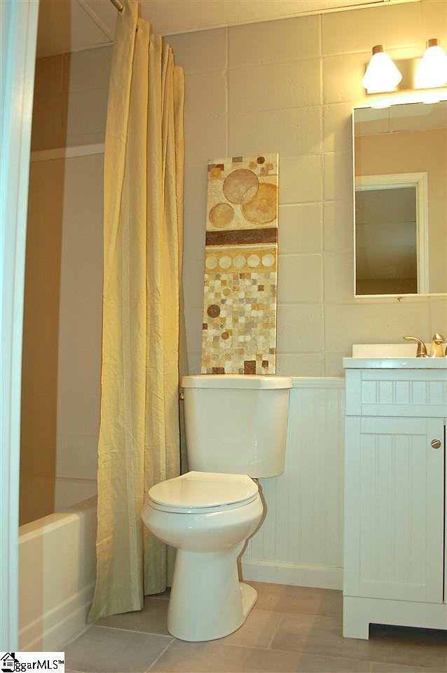325 Parkins Mill Road Greenville, SC 29607 - Photo 33 of 35