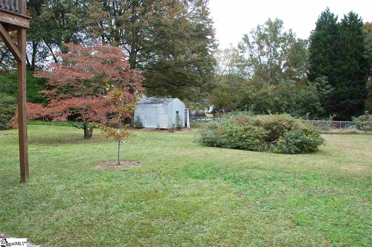 325 Parkins Mill Road Greenville, SC 29607 - Photo 7 of 35