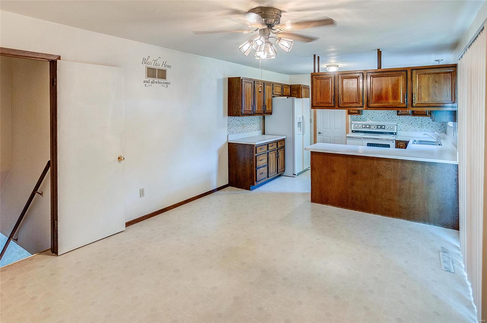 2233 Monterey Drive Belleville, IL 62221 - Photo 18 of 37