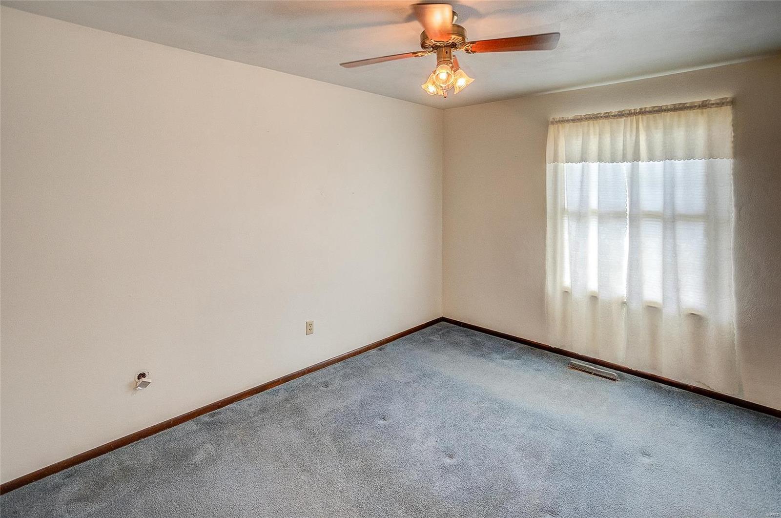 2233 Monterey Drive Belleville, IL 62221 - Photo 28 of 37