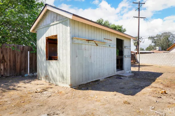 $305,000 | Undisclosed Address, Bakersfield, CA 93307