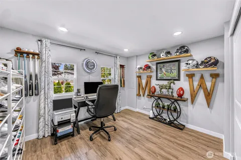 $199,880 | 5900 64th Street Northeast, Unit 6, Marysville, WA 98270