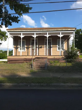 $123,500 | 503 South Canal Street, Natchez, MS 39120