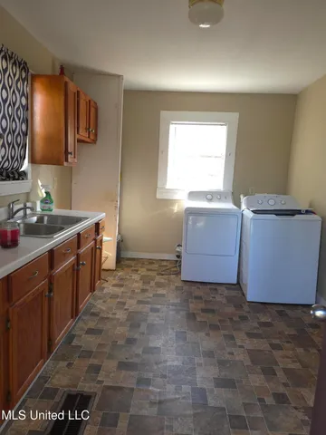 $158,500 | 503 South Canal Street, Natchez, MS 39120