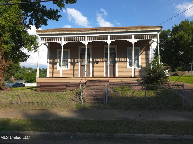 $158,500 | 503 South Canal Street, Natchez, MS 39120
