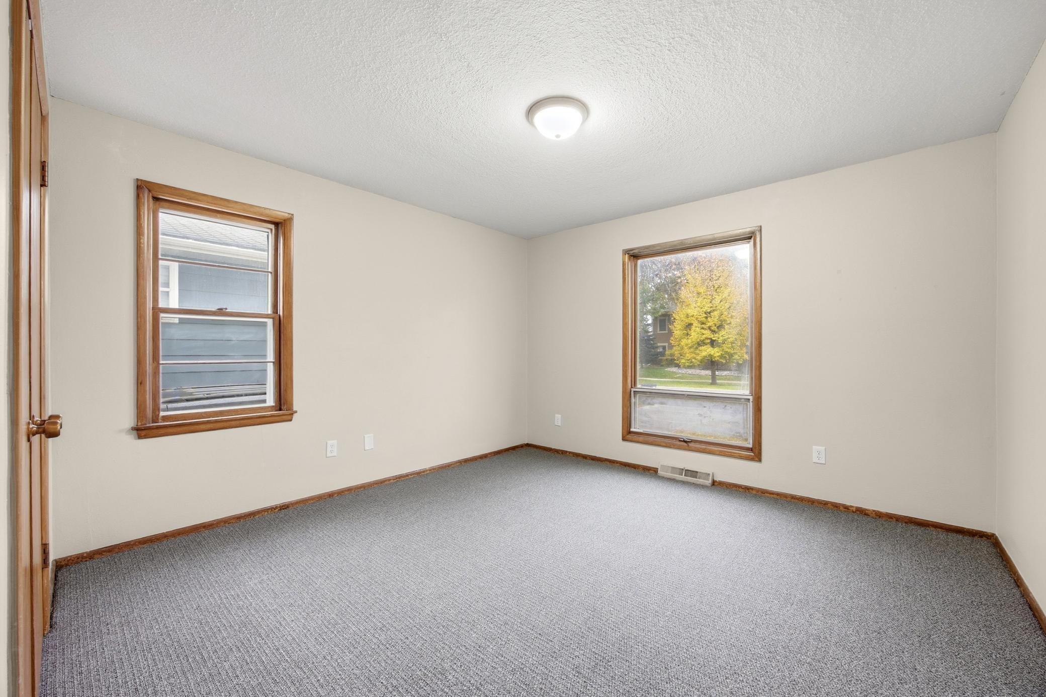 1316 8th Street North Fargo, ND 58102 - Photo 12 of 34