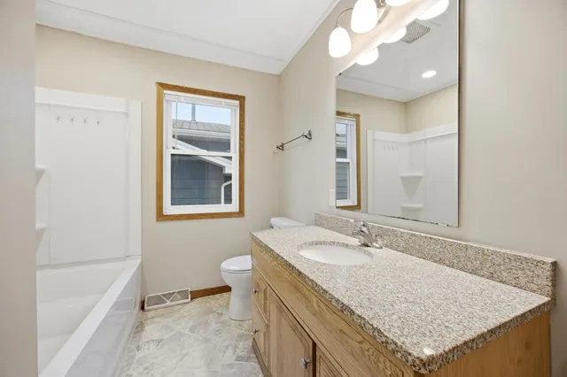 $274,900 | 1316 8th Street North, Fargo, ND 58102