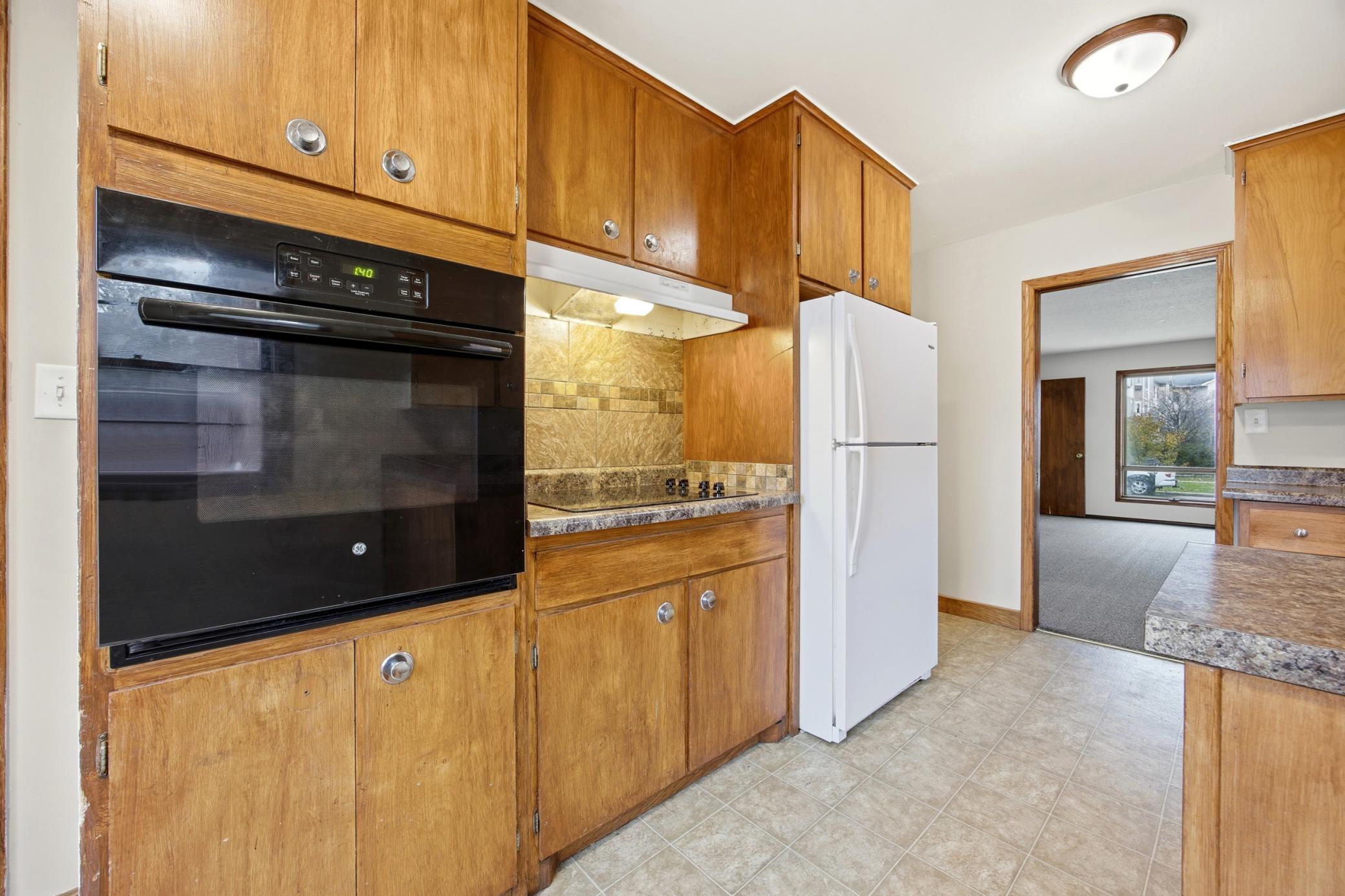 1316 8th Street North Fargo, ND 58102 - Photo 8 of 34