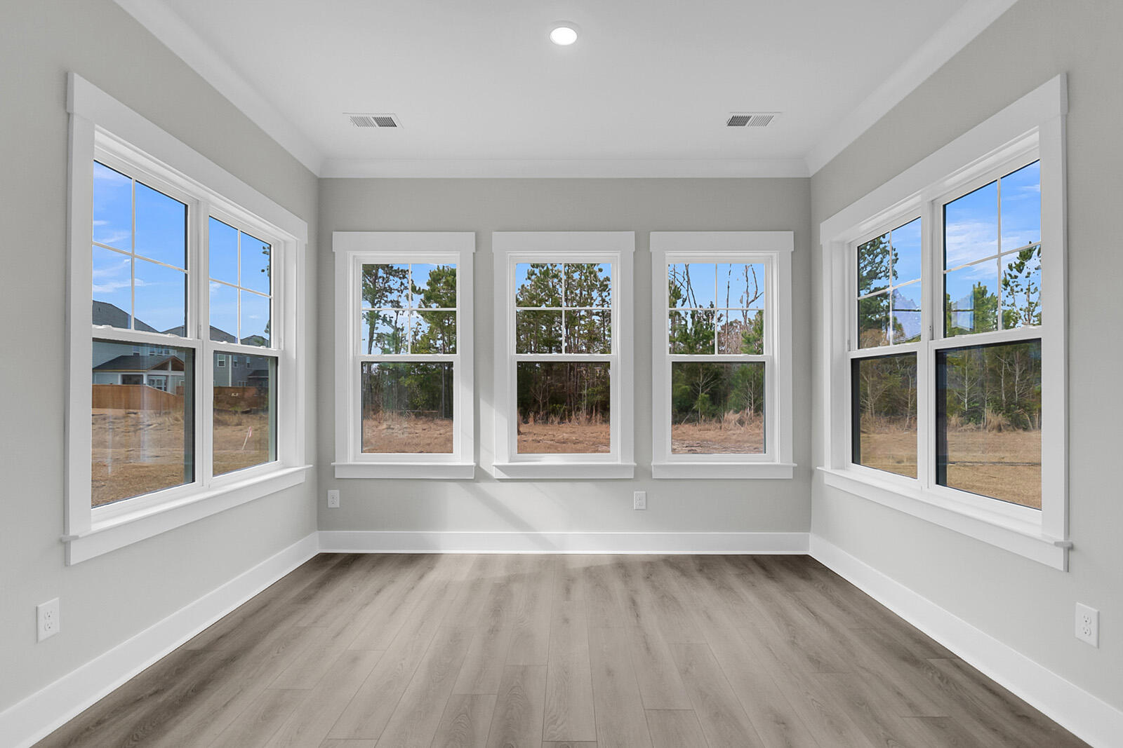 107 Grange Circle Summerville, SC 29486 - Photo 12 of 56 FMWeb11