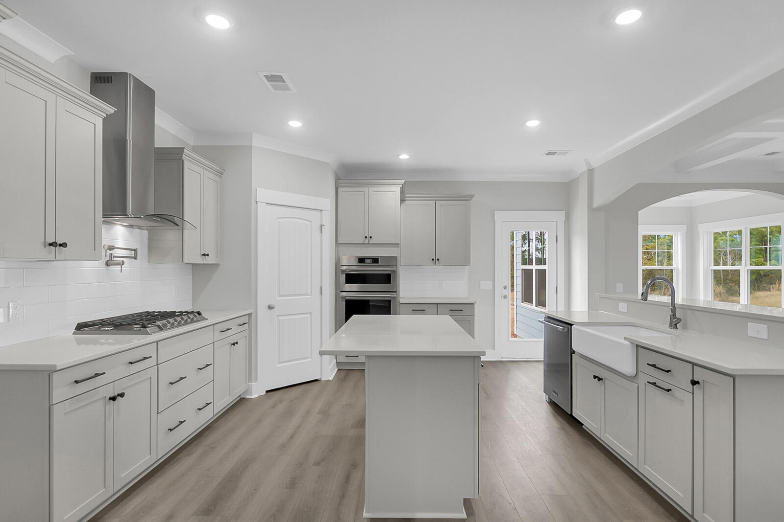 107 Grange Circle Summerville, SC 29486 - Photo 16 of 56 FMWeb15