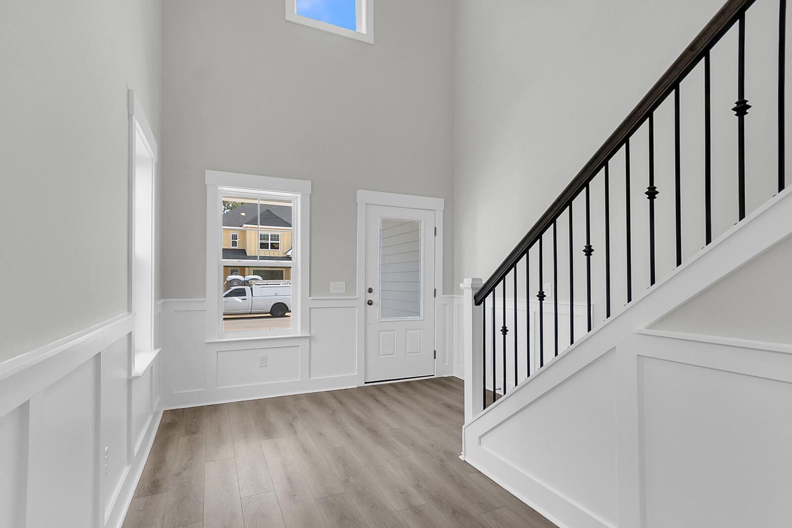 107 Grange Circle Summerville, SC 29486 - Photo 5 of 56 FMWeb04