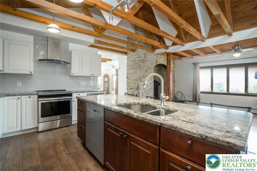 204 Ridge Cup Road New Ringgold, PA 17960 - Photo 13 of 72