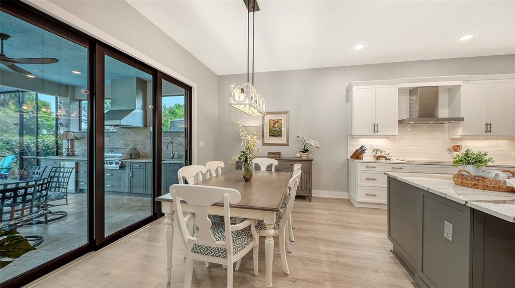 5018 Surfside Circle Lakewood Ranch, FL 34211 - Photo 18 of 76