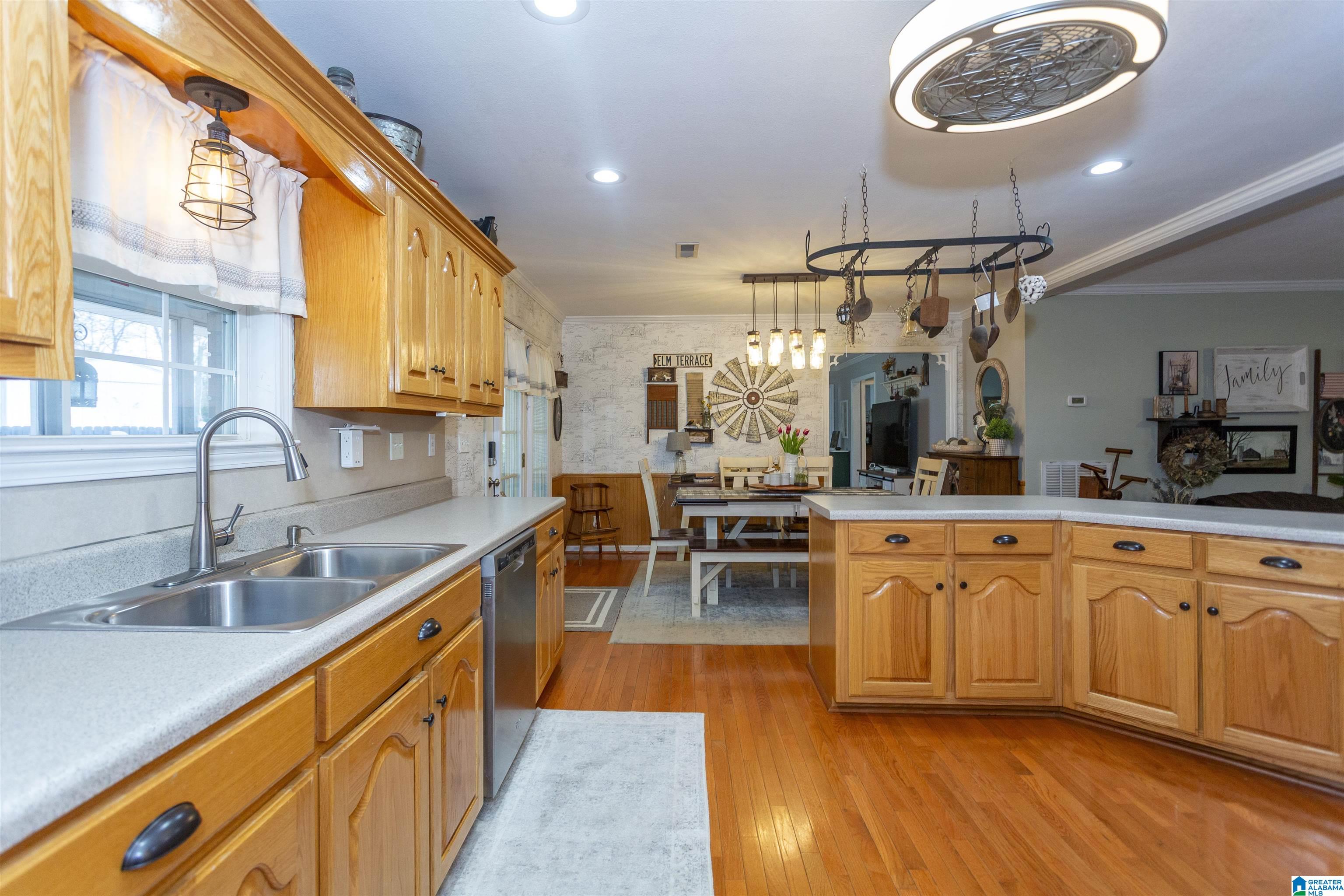 281 Perry Road Vincent, AL 35178 - Photo 15 of 62