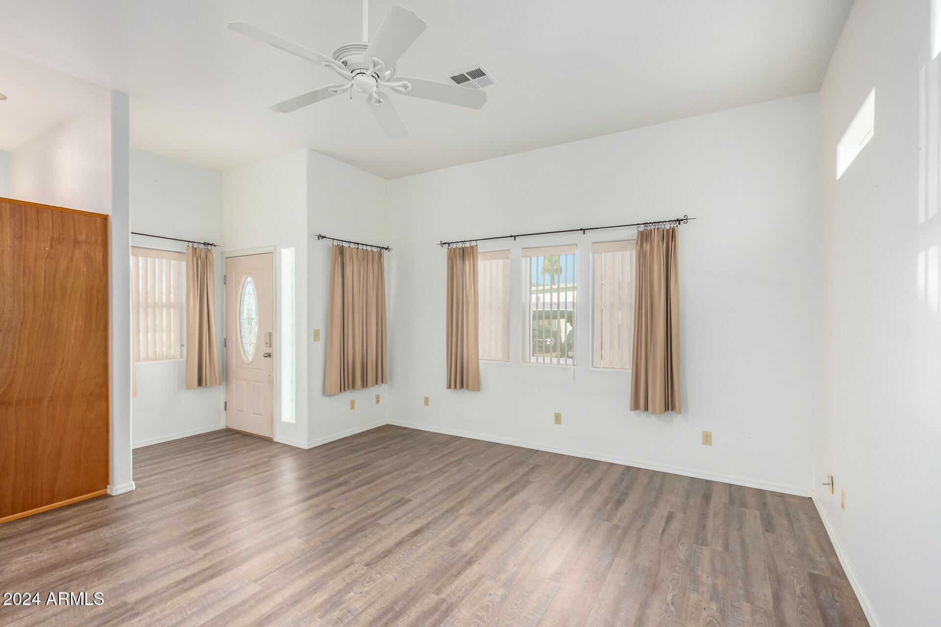 17200 West Bell Road, Unit 929 Surprise, AZ 85374 - Photo 8 of 37 10 - Bell