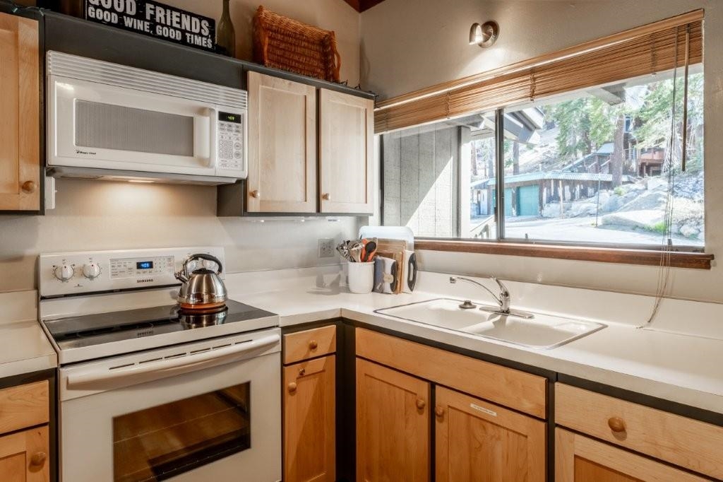 94 John Muir Road, Unit 131 Mammoth Lakes, CA 93546 - Photo 18 of 50 Gallery Image 18