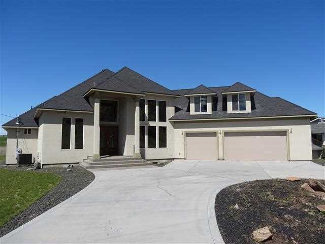 1220 South Henry Road Greenacres, WA 99016 - Photo 1 of 20
