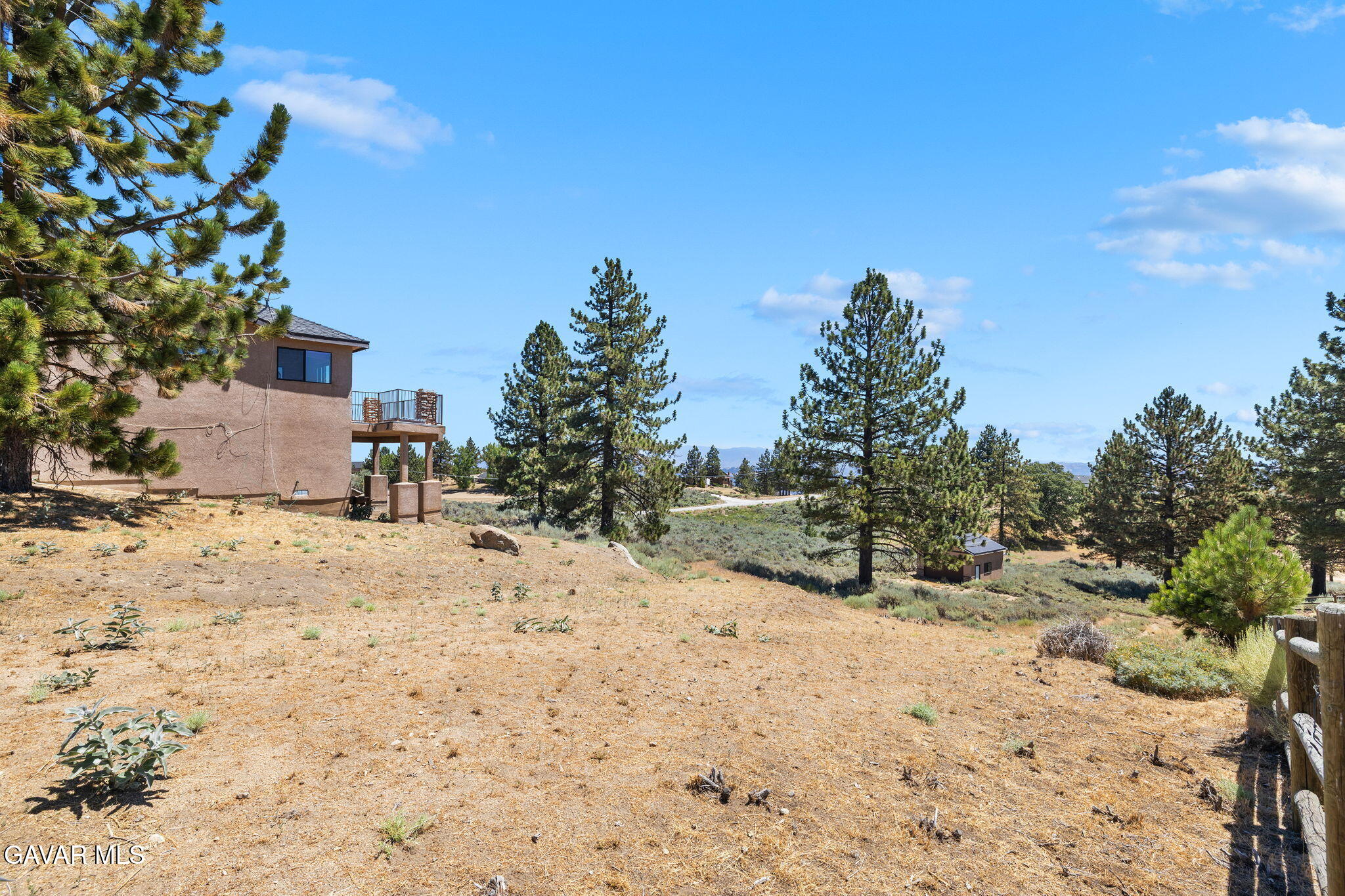 25620 High Rock Court Tehachapi, CA 93561 - Photo 36 of 49 36-web-or-mls-DSBB1704