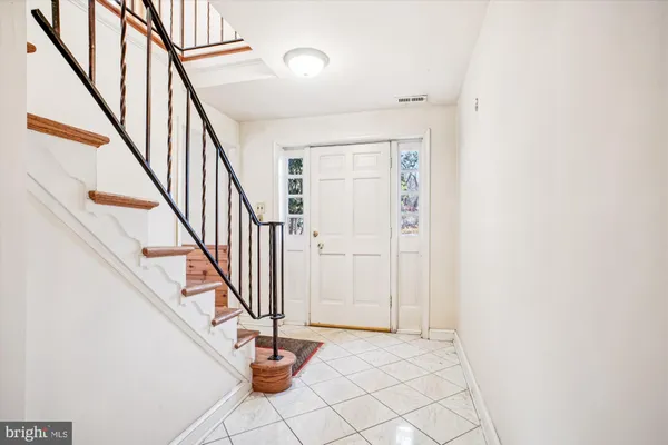 $1,475,000 | 6144 Chesterbrook Road, McLean, VA 22101